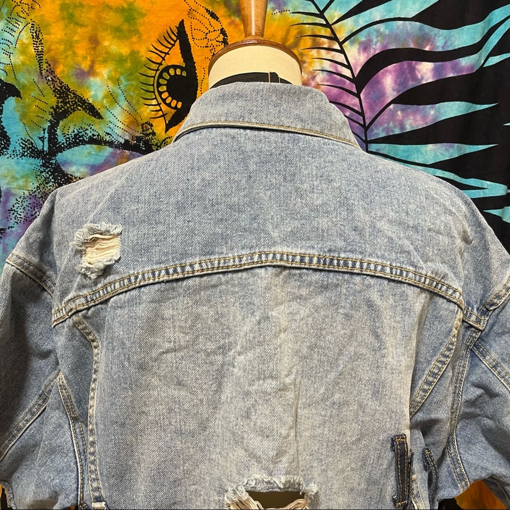🌈 Lovely denim distressed jacket - Picture 8 of 11